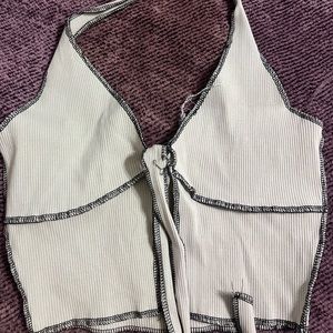 Front tie halter